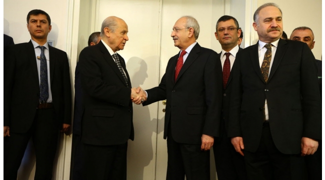 Kemal Kılıçdaroğlu ve Devlet Bahçeli Meclis'te bir araya geldi