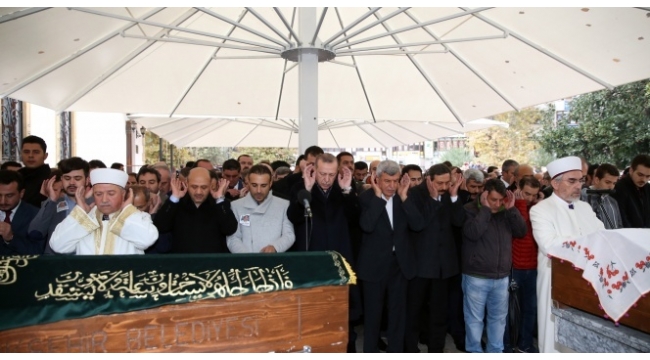 Cumhurbaşkanı Erdoğan'dan sınıf arkadaşına son görev 